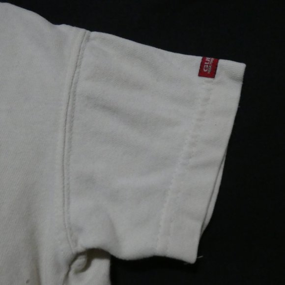 GUESS | 4T | 100% Cotton | Graphic Tee / T-Shirt - Picture 5 of 13